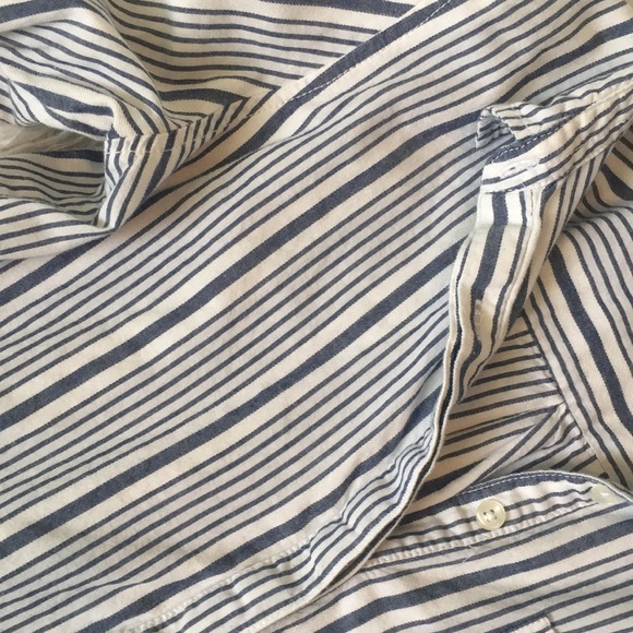 3/4 Length button up - Picture 2 of 2